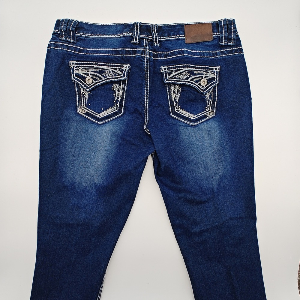 Maurices Bootcut Jeans Womens Large Short Dark Wash Stretch Denim Western - Picture 3 of 8